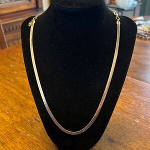Loft gold serpentine necklace
